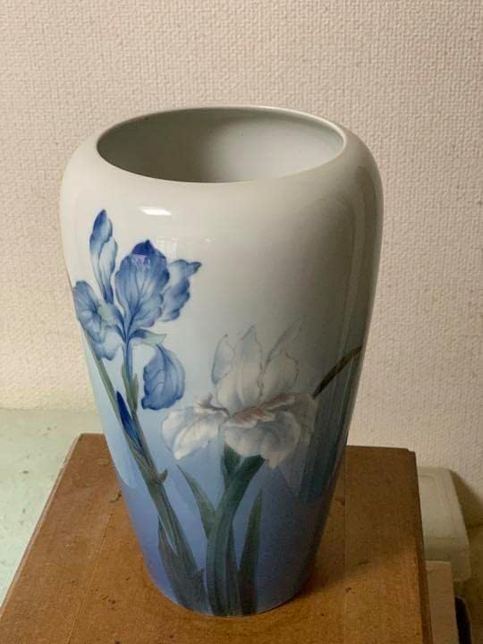 朝鮮 高麗青磁 韓国人間文化財 柳海剛作高麗製磁雲鶴模様象嵌一輪挿し