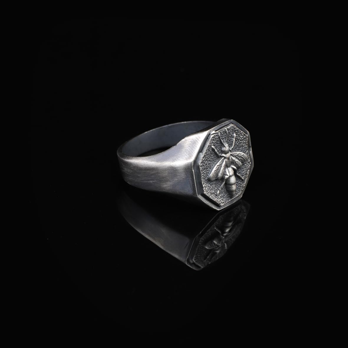 Anello dell’Ape da Uomo in Argento 925 | Anello con Sigillo Inciso e Lucido | Fatto a Mano per Mignolo | Anello di Fidanzamento + Panno Pulizia Argento (28)
