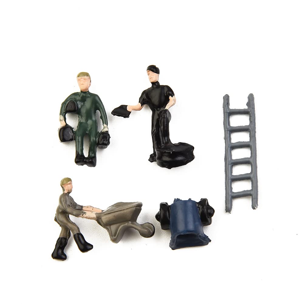 Lot de 130 figurines peintes à l'échelle 1 Lot de 130 figurines peintes à l'échelle 1