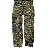 Regulierbare Bundweite und Tunnelzug in den Beinen für perfekten Sitz. Sieben Gürtel Schleifen