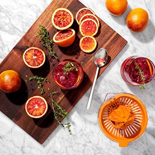 OXO Good Grips 2-In-1 Citrus Juicer
