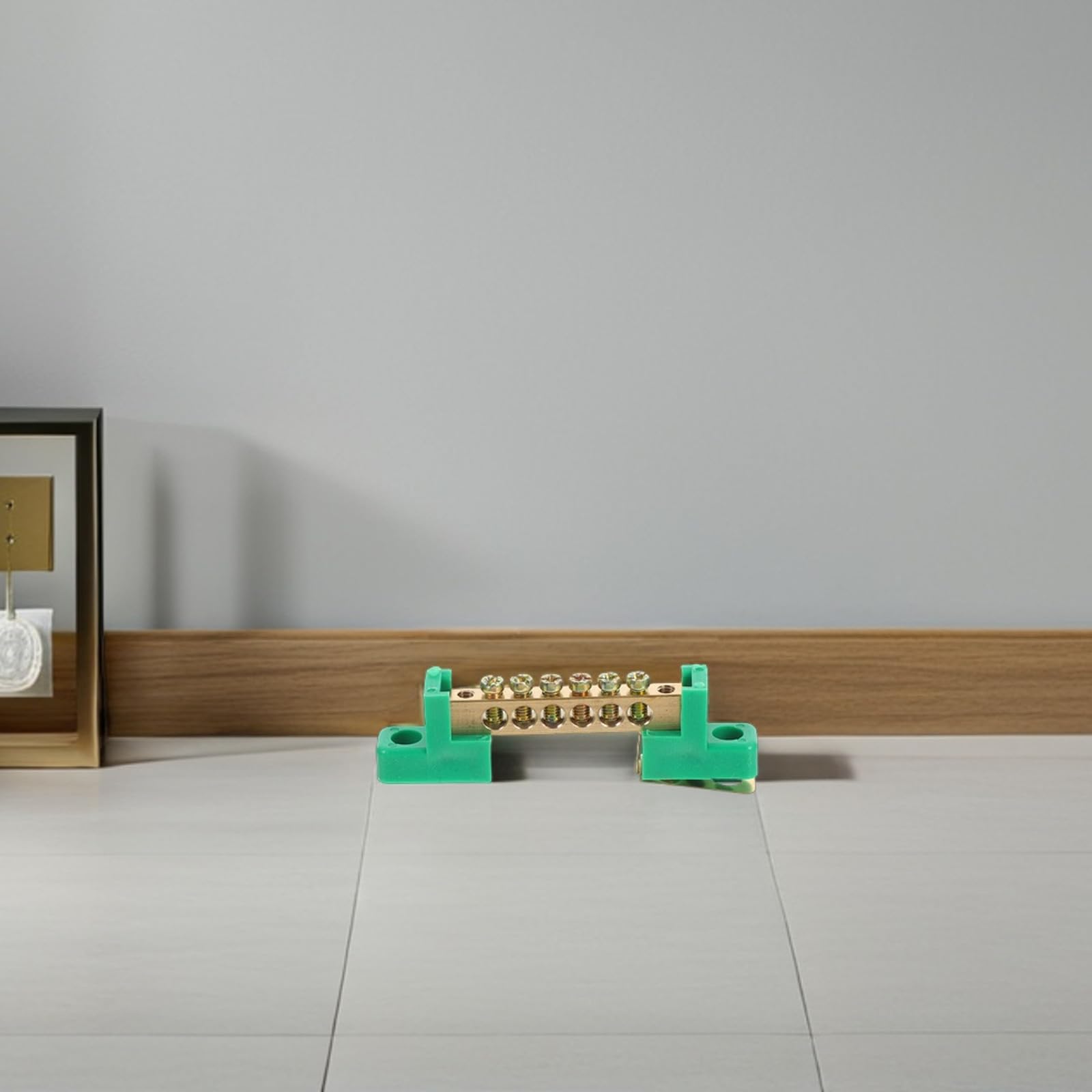 Barre de Terre Électrique 6 Positions 6X9 MM 4 Pièces Bornier Cuivre pour Tableau de Distribution Industrielle Connexion Rapide et Maintenance Simplifiée