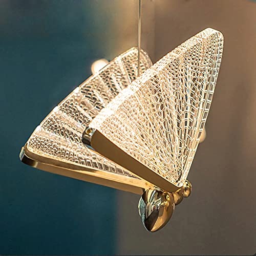 Lustre de chevet nordique papillon pour éclairer un escalier sombre avec élégance