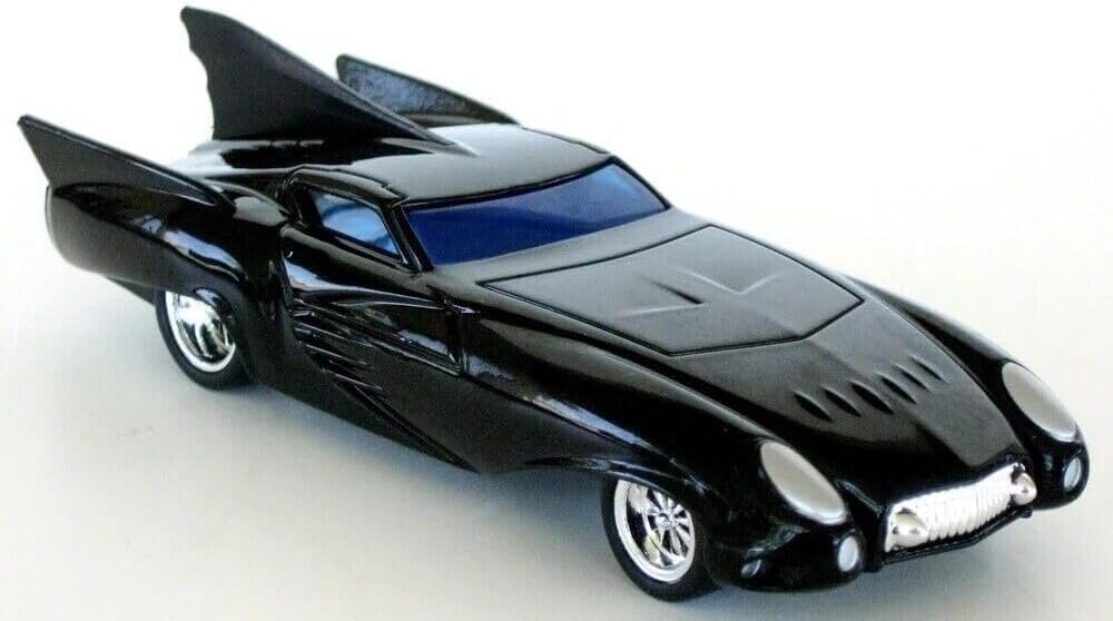Hot Wheels Combic Batmobile 1:50 Scale