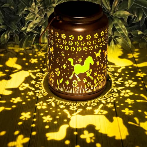 Lanterne solaire cheval pour illuminer une décoration de cour