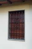 Struttura Fissa: Dimensioni Standard cm 90 x 130 circa: Euro 380,00 + iva Zincatura Facoltativa: Euro 50,00 + iva