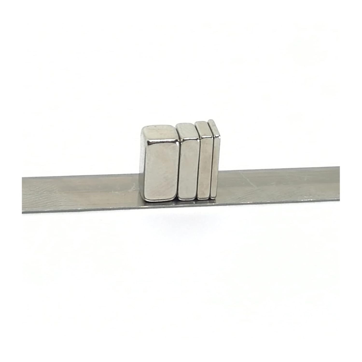 10 50 100PCS/LOT 10 * 5 * 1 10 * 5 * 2 10 * 5 * 3 10 * 5 * 5 NdFeB 10x5x1 10x5x2 10x5x3 10x5x5 Neodymium Magnet(50 PCS 10x5x2mm)