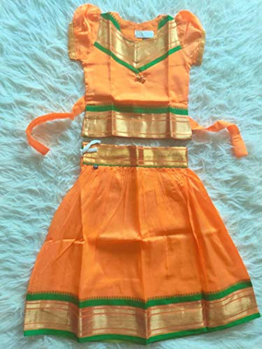 indian ethnic wear for kids, traditional baby dress set, Indian frock, gudipadwa dress, 4 year India outfit, holi baby dress