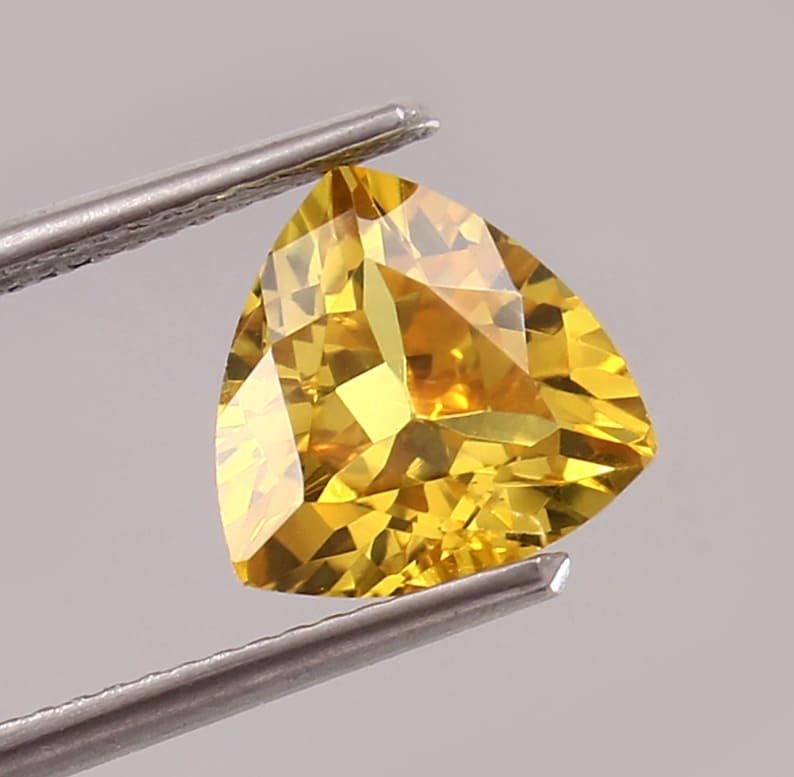 Saphir jaune de Ceylan 9 mm pour créer votre collier personnalisé au quotidien - 2