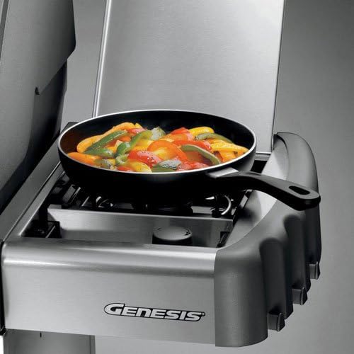 Weber Genesis 6631001 E-330 637-Square-Inch 38,000-BTU Natural-Gas Grill, Black