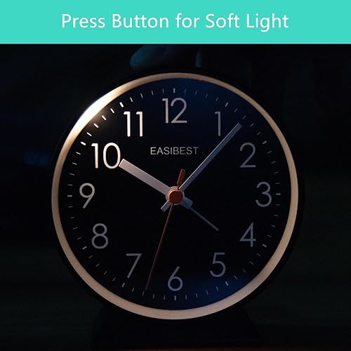 Miniatura 4 de Reloj despertador silencioso sin tictac, fácil de leer y usar, sonido ascendente, funciona con 1 batería AA, luz de repetición, reloj de mesita de
