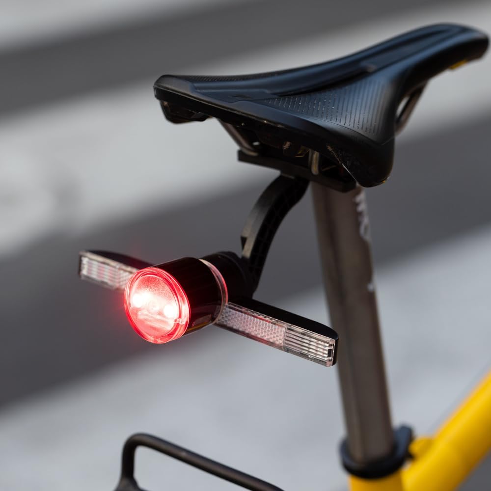 Urban: Una luce posteriore ultra-intelligente e senza fili per ciclisti urbani, con luce di posizione, indicatori di direzione, laser di sicurezza e campanello integrato