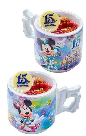 Amazon.co.jp: 東京ディズニーシー 15周年 ザ イヤー オブ