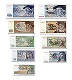 HIER ERWERBEN SIE TÄUSCHEND ECHTE GELDSCHEINE AUS WEST DEUTSCHLAND. ES FEHLT NUR NOCH DAS WASSERZEICHEN UND SCHON KANN MAN KEIN UNTERSCHIED ERKENNEN. DIE SCHEINE SIND FRISCH OHNE FALTEN, KNICKE, UND VERSCHMUTZUNGEN. ES SIND AUCH KEINE VERSCHWÄMMUNGEN DER FARBEN VORHANDEN. KEINE BILLIGE DRUCKER KOPIEN. VERWENDEN SIE DIESE FÜR KLEINE GESCHENKE ETC. GRÖßE DER SCHEINE SIND MIT DEM ORIGINAL GLEICH. IM SATZ SIND ALLE BANKNOTEN DIE ES GAB VORHANDEN.