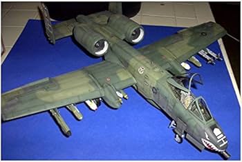 A-10A N/A W 1/32スケール プラモデル Amazon | 1/32 A-10A サンダーボルトII イボイノシシ [並行輸入