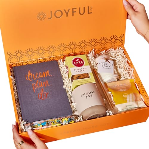 Joyful Co. Caja de regalo de cumpleaños, Thank You & Get Well Soon, caja de regalo premium que incluye galletas, vela, taza, planificador y bolígrafo, cesta de regalo de lujo única para ella, mamá