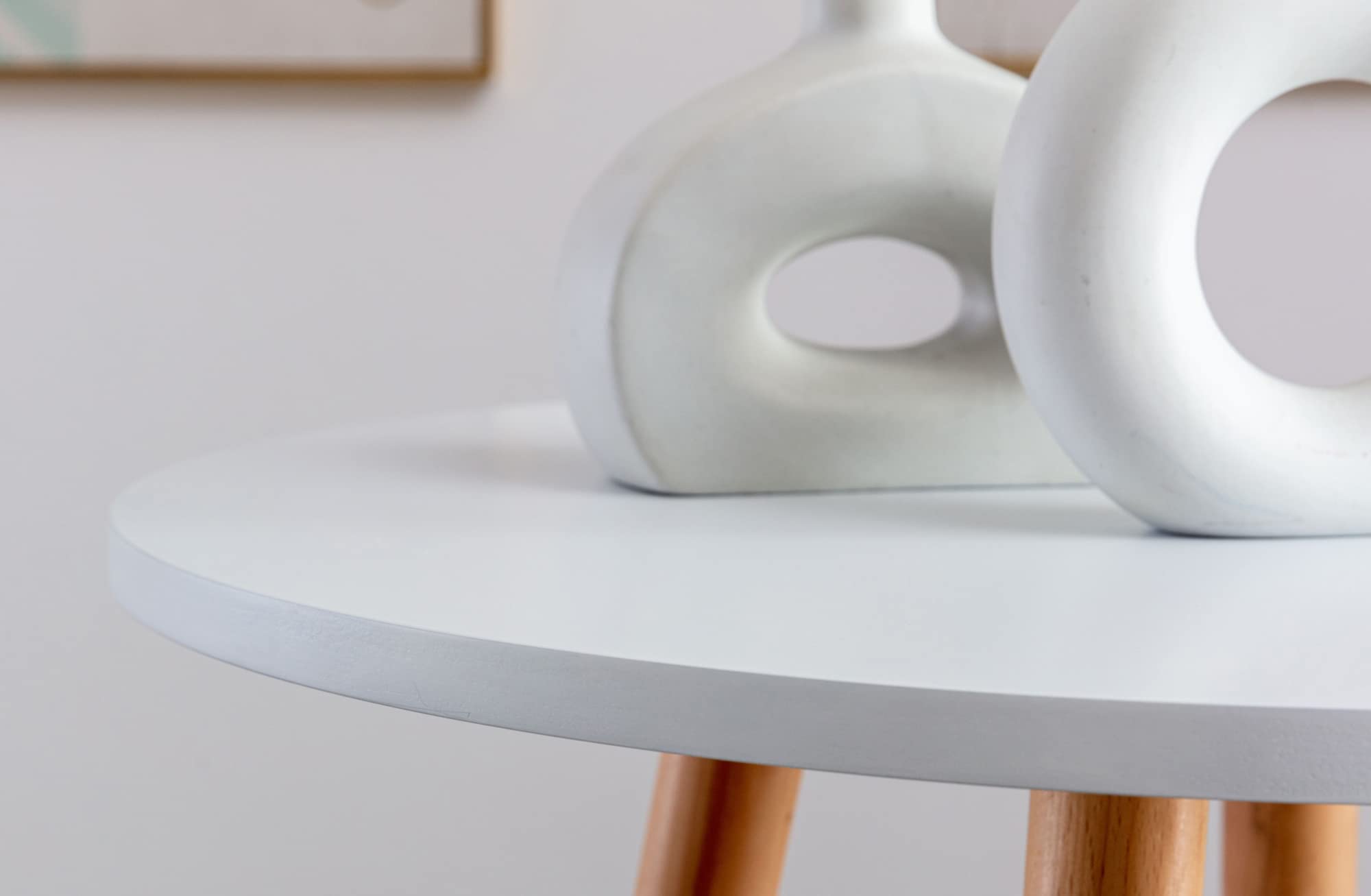 CLP Tavolino alto Mijas rotondo I Stile Scandinavo I Tavolo Da Bistrò In Legno Con Poggiapiedi, Colore:bianco, Colore del telaio:natura (rotondo)