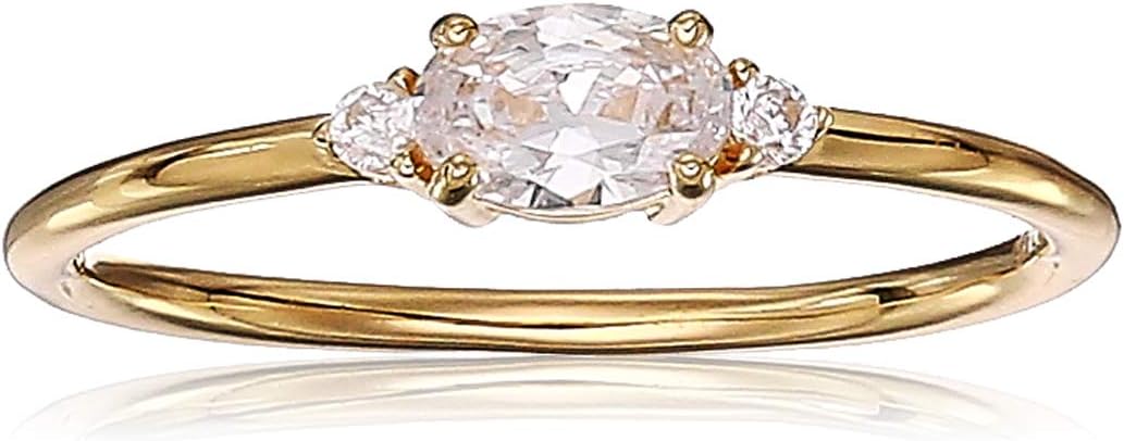 Amazon Essentials Horizontal Oval 3-Stone Demi Fine Cubic Zirconia Ring in Sterling Silver , (previously Amazon Collection)