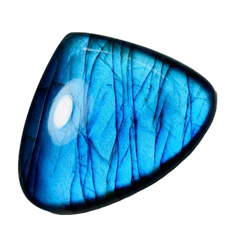 Labradorite bleue flashy naturelle cœur contre les reflets ternes des bijoux