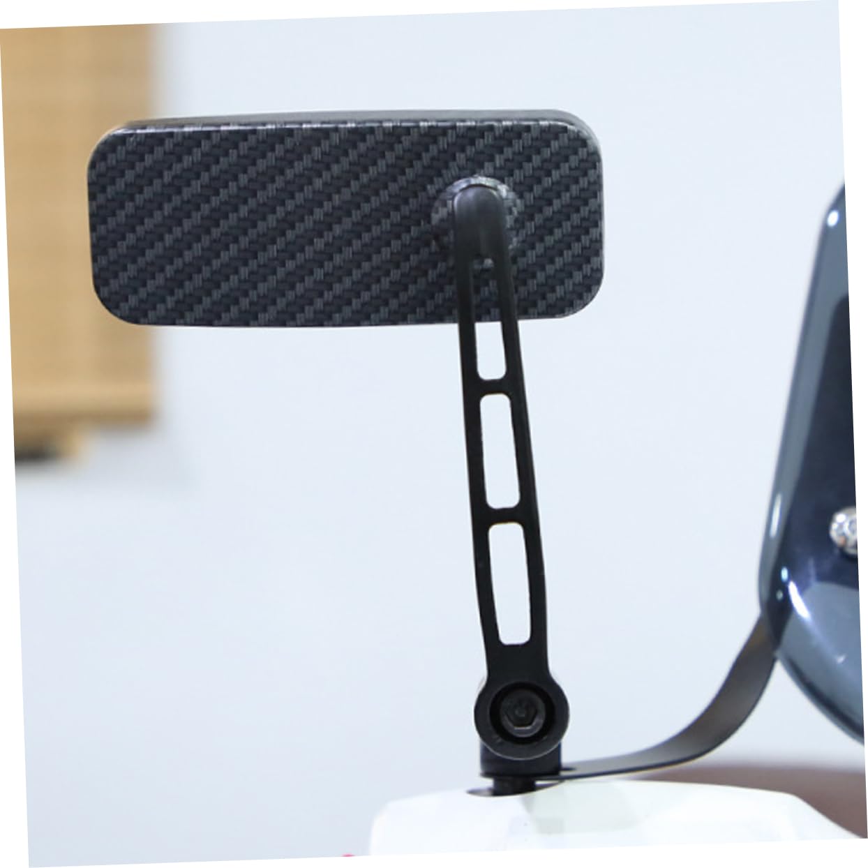 BESPORTBLE 1set Specchietto Retrovisore Per Design Antiriflesso Alta Definizione Stile Accattivante Per Manubri Di Scooter Sicurezza e Visibilità Migliorate Durante La Guida