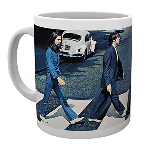 ABYstyle The Beatles Mug 325 ml (Abbey Road) - Les Beatles, Paul McCartney, John Lennon, RIngo Starr, George Harrison ABYstyle The Beatles Mug 325 ml (Abbey Road)