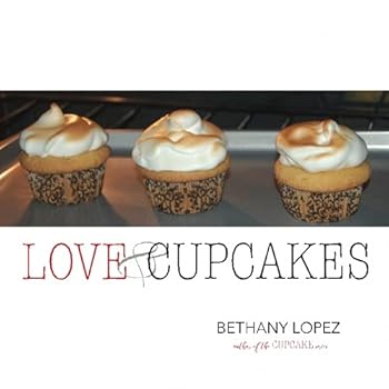 Paperback Love & Cupcakes (Romance Reader's Cookbook) Book