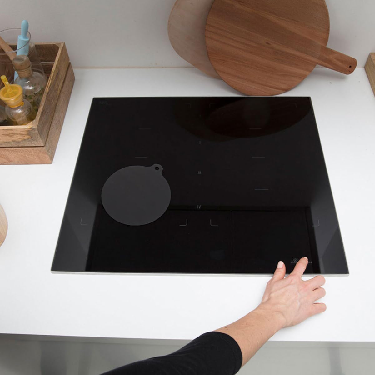 CALLARON Alfombrilla Protectora para Placa de Inducción 180x210mm de Silicona Resistente al Calor Antideslizante Negra para Cocina y Encimera, Esterilla para Hornear y Protección