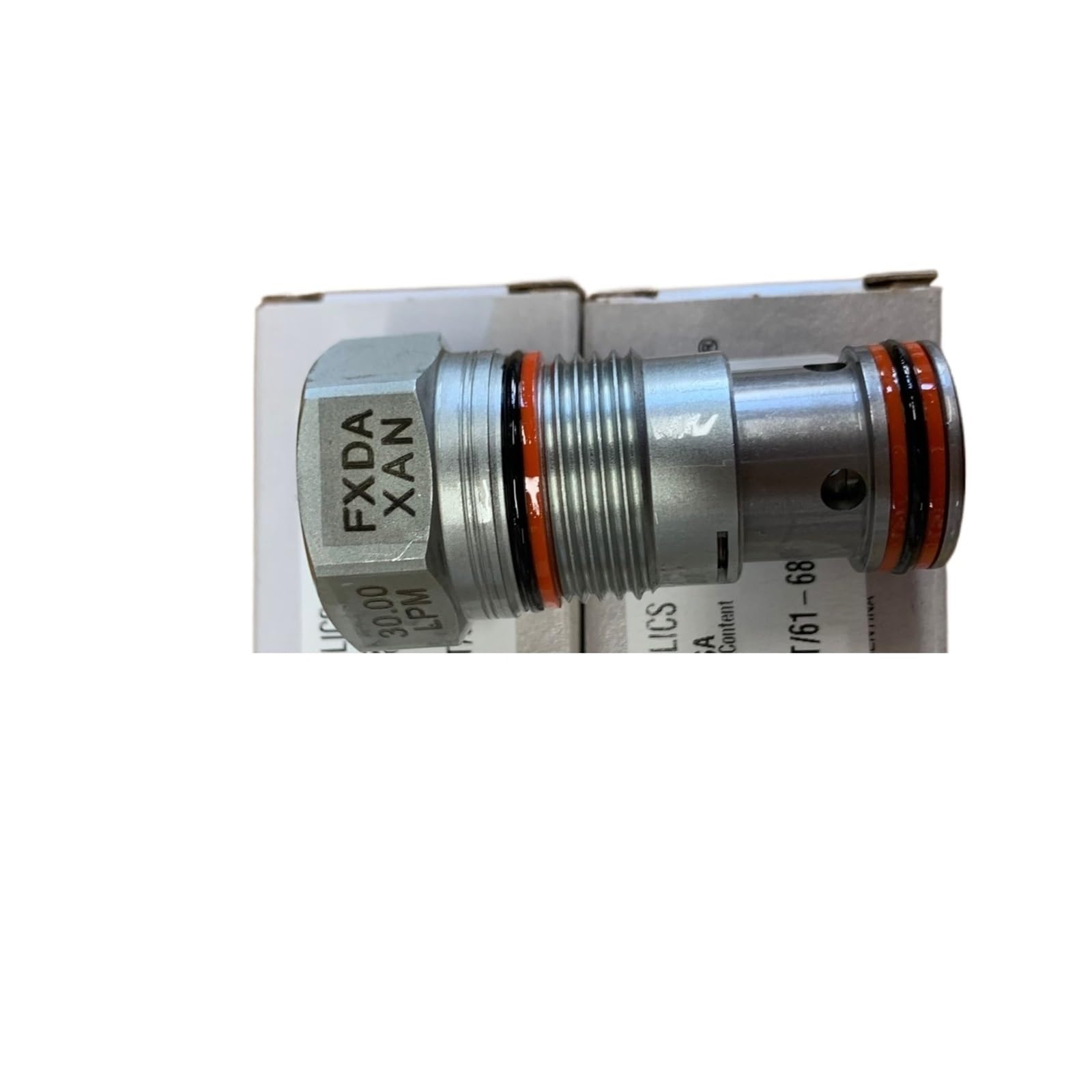 CXDFRSER FXDAXAN30.00LPM pressure compensated flow control valve