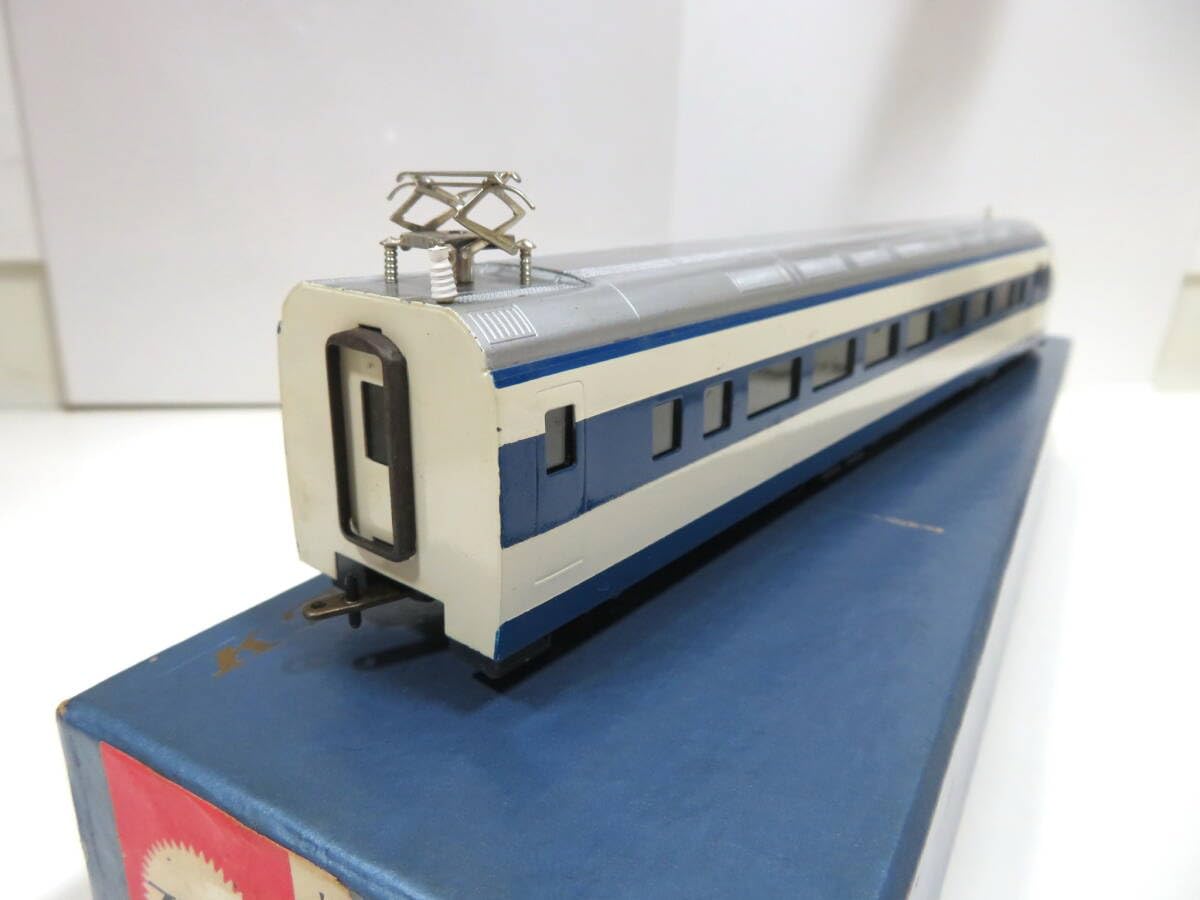 Amazon.co.jp: 古いカツミ0系新幹線12号車22形式 M車 : おもちゃ