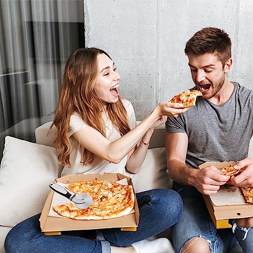 Foto von Spülmaschinenfester Pizza Schneider Mit Rutschfestem Griff - Pizzarad, Schneidemesser für Kuchen, Waffeln, Teig und Mehr