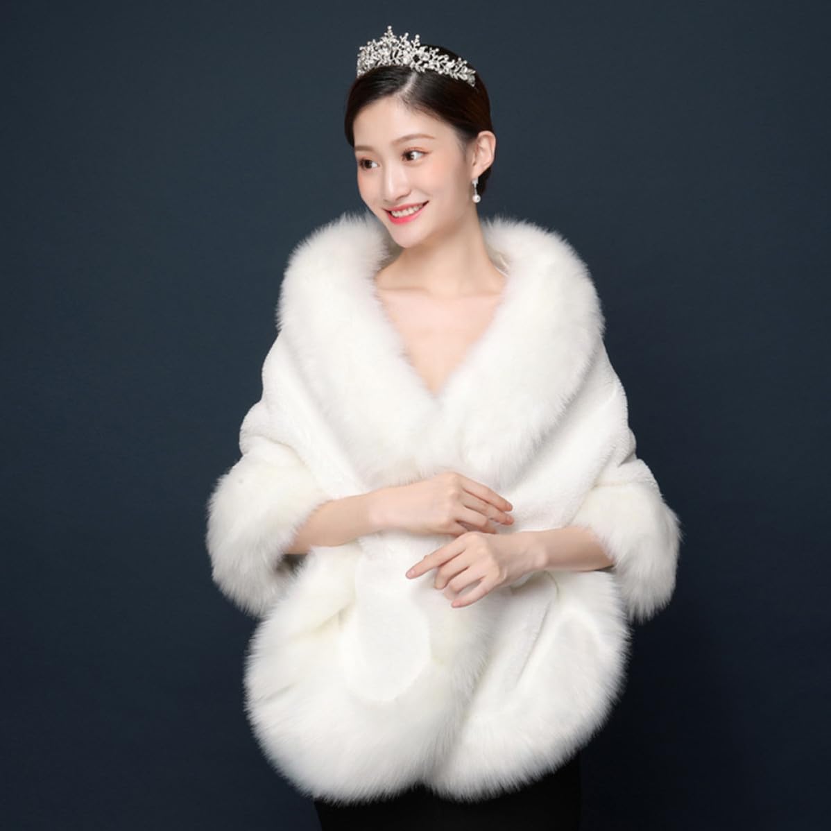 FRCOLOR Chal de Felpa Blanco para Boda de Invierno, Capa Sintética Hombro que Mantiene Caliente, Elegante y Simple para Fiesta Nupcial