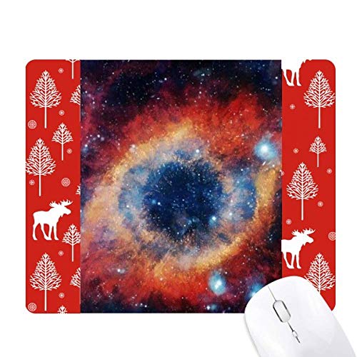 Souris œil nébuleuse univers coloré et motif forêt de Noël pour ordinateur