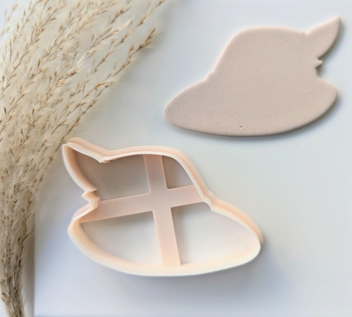Hat with Feather Cookie Cutter for Baking and Polymer Clay Large Feathered Hat Shape Clay Cutter for Costume Party Cookies Fondant Cake Decorations DIY Crafts and Fashion Accessory