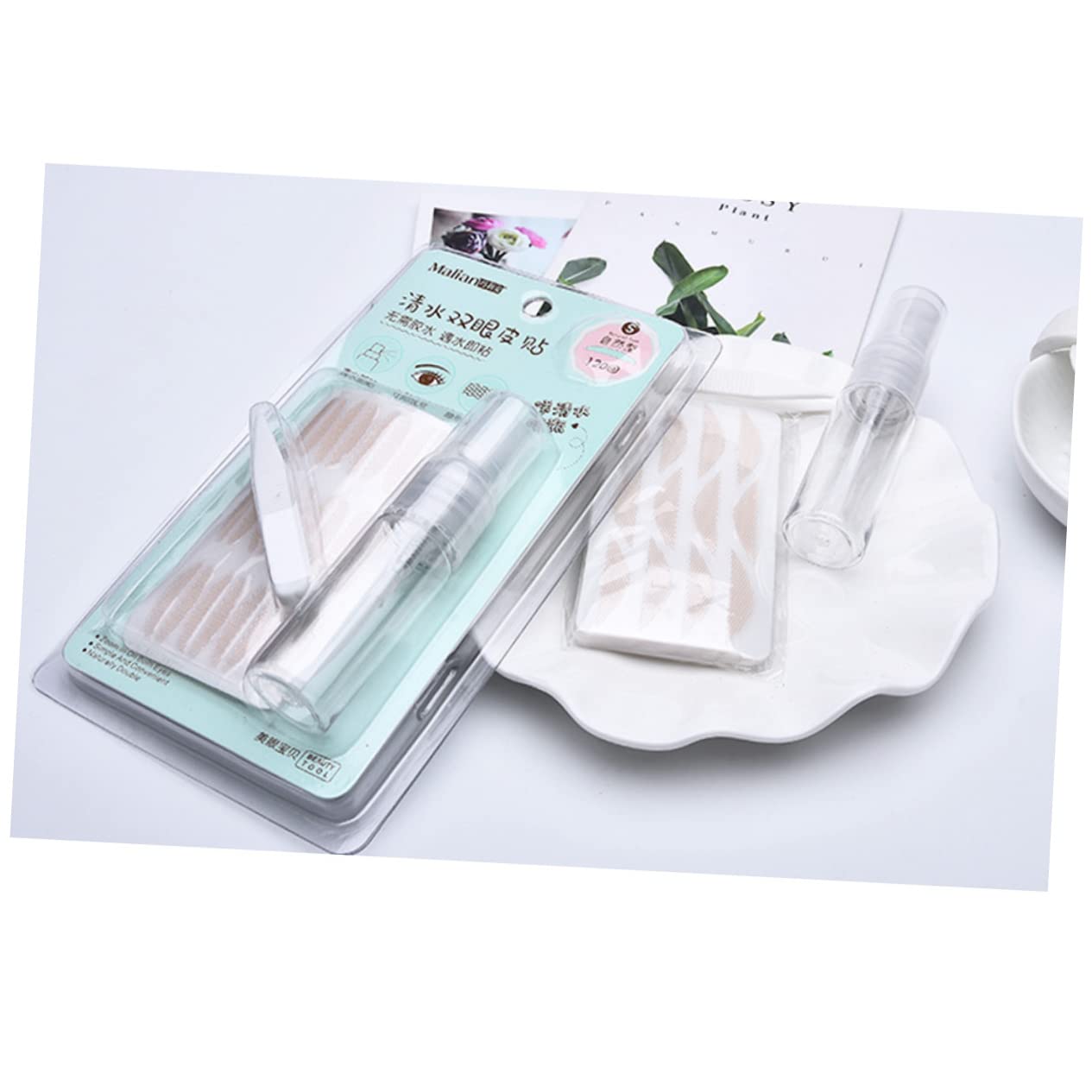 Didiseaon 2 Packs Natural Light Thin Double Eyelid Patch Stickers Women Eyelid Tape Beauty Care