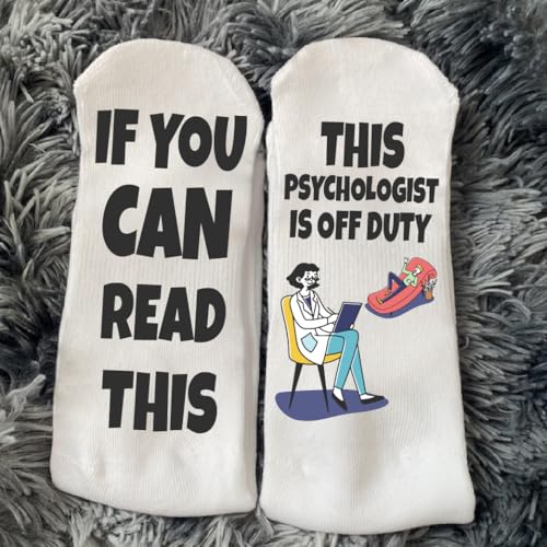 If You Can Read This This Psychologist Is Off Duty Socks – Funny Gift for Therapists, Mental Health Professionals, Cozy Novelty Socks for Women and Men3