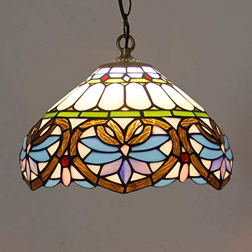 Plafonniers en vitrail vintage pour éviter la lumière agressive