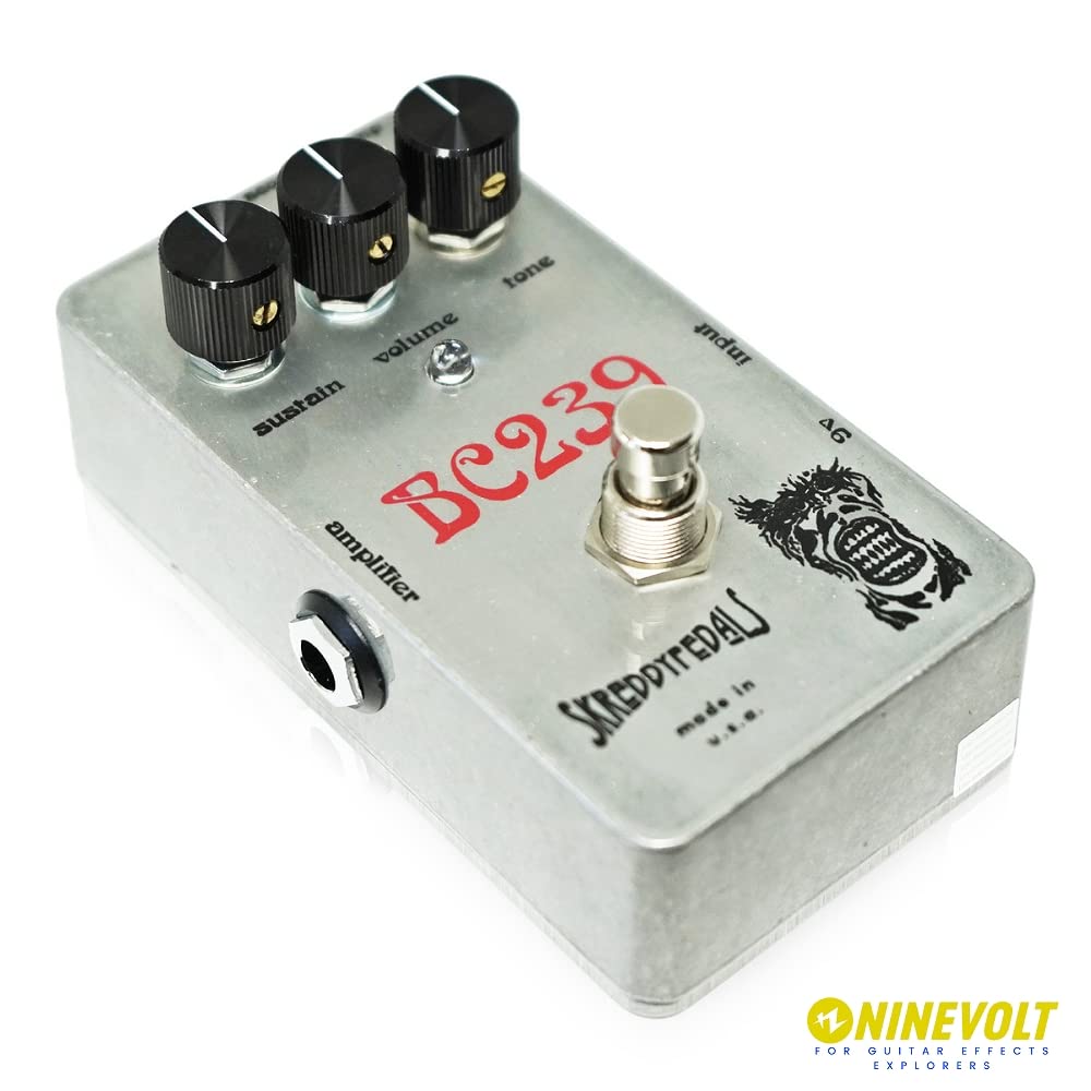 Amazon | Skreddy Pedals BC239 Fuzz ギターエフェクター | ファズ