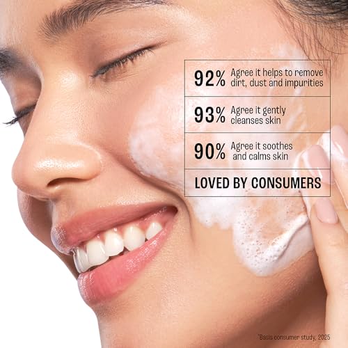 Image of LAKME Blush & Glow, Jelly Facewash, 100g, for Naturally Glowing Skin, with Watermelon Rice Water & Cica, Gentle Daily Cleanser, for Men and Women