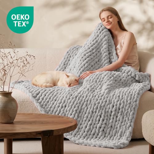 Image of L'AGRATY Chunky Knit Throw Blanket for Couch, 50'' x 70'' Knit Throw, Grey