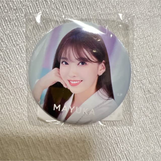 ニジュー　マユカ　缶バッジ2個　NiziU Mayuka Amazon | MAYUKA マユカ 缶バッチ 2個セット NiziU | バッジ