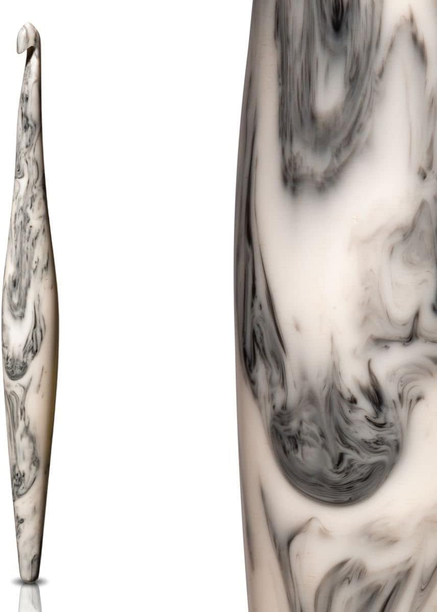 Furls Crochet Hook, Cookie Streamline Swirl, Ergonomic Handle Crochet Hooks 7" (Streamline Swirl - Cookie, H - 5.00MM)