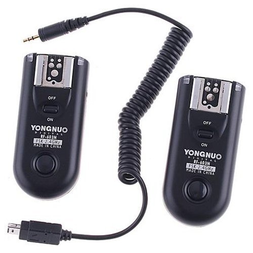 Flash compatibili: YONGNUO YN-568EX, YN-565EX, YN-560EX, YN-560III, YN-560II, YN-560, YN-460II, YN-460, YN-462; Canon 580EX II, 580EX, 540EZ, 520EZ, 430EZ, 430EX, 420EX, 420EZ, 380EX; Nikon SB-910, SB-900, SB-800, SB-700, SB-28, SB-27, SB-26, SB-25, SB-24 (non compatibile con Nikon SB-600); Pentax AF-540 FGZ, AF-360 FGZ, AF-400 FT, AF-240 FT; Olympus FL-50, FL36; Sigma EF-500 DG Super, EF-500 DG ST, EF-430; Sunpak Auto 2000DZ, 622 Pro, 433AF, 433D, 383, 355AFm, 344D, 333D