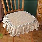 Design antidérapant : ces coussins de chaise pour chaises de salle à manger adoptent un double design antidérapant, l'un est le design à nouer, permettant au coussin de rester fermement en place pour un placement parfait. L'autre est le fond en particules de caoutchouc antidérapantes, il garantira que la housse de siège de chaise de cuisine ne bouge pas et ne bouge pas facilement.