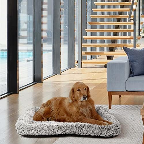 Max & Marlow SelfWarming Large Dog Crate Bed, Washable
