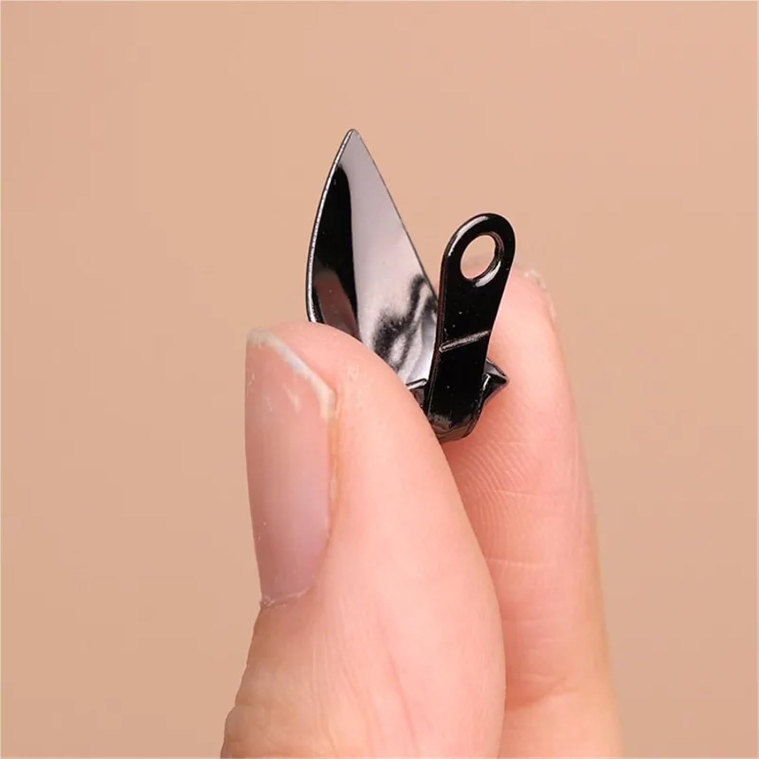 Metal Shoes Pointed Protector 10Pcs Women Shoes Point Protector High Heel Metal Toe Cap Wear Anti-Kicking Anti-Damage Wearproof Shoe Tips Cap Accessorices(Silver)