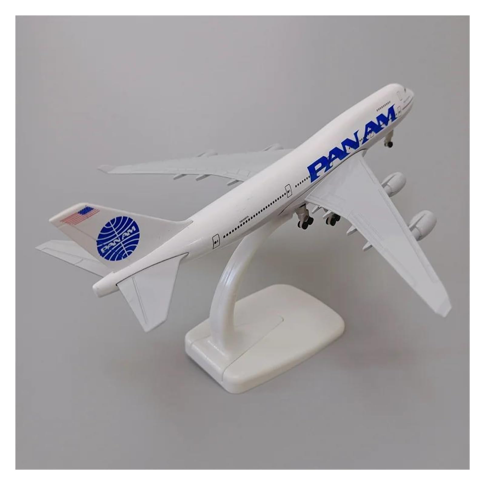 Amazon.co.jp: 飛行機模型飛行機おもちゃの飛行機模型 米国航空パン