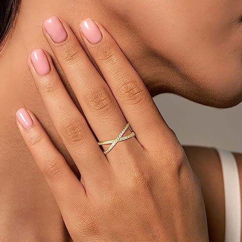 Moissanite Rings for Women, D Color VVS1 Clarity Moissanite Criss Cross Wedding Band 18K White Gold Plated Sterling Silver X Ring Eternity Bands for Women4