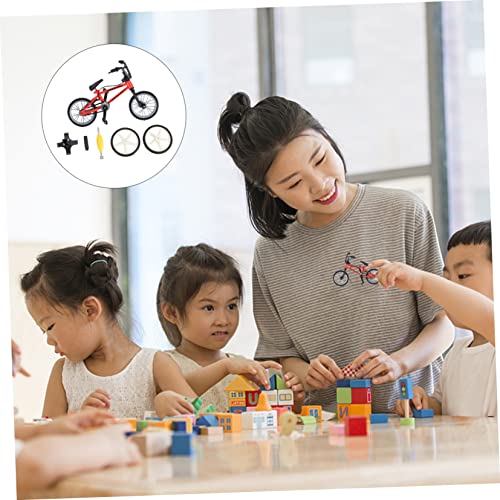 Besportble 3 Sets Finger Bike Mini Figurine Exercie Bikes Pet Toys Miniature Bike Model Skateboard Park Ramp Toys Wiggles Toys Bike Toy Finger Bicycle Finger Mini Bike Plastic Red Puzzle Doll #TOP2