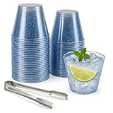 100 vasos de plástico con purpurina azul y 1 juego de pinzas de hielo plateadas, copas de cóctel desechables de 9 onzas, copas de vino de plástico, decoraciones de fiesta azules, suministros de fiesta
