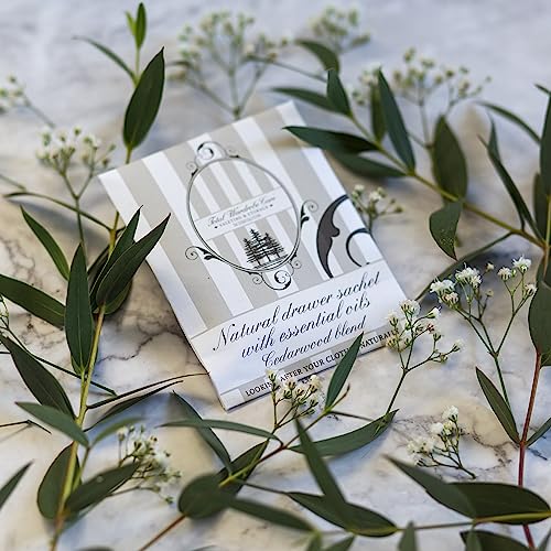 Total Wardrobe Care Natural Freshener Sachets With Essential Oil Blend Moth Repellent And Freshener For Wardrobe Storage (Cedarwood Blend - Image 3